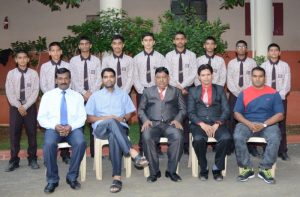 UNDER 17 SWIMMING TEAM