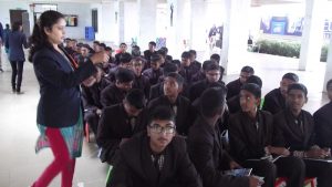 EXHIBITION ON WHEELS (1)