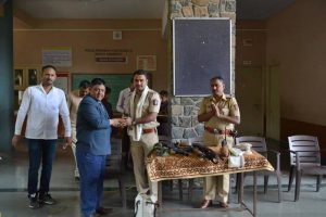 POLICE VISIT ON AROHAN DAY (3)