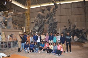 VISIT TO ART GALLERY (1)