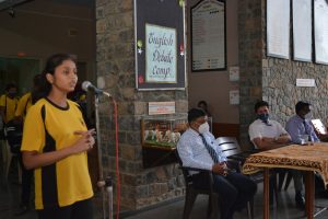 English Debate Competition (32)