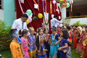 DAHI HANDI CELEBRATIONS (11)