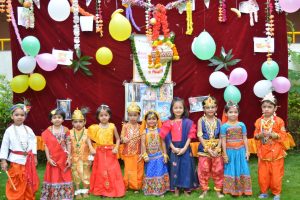 DAHI HANDI CELEBRATIONS (12)
