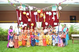 DAHI HANDI CELEBRATIONS (14)