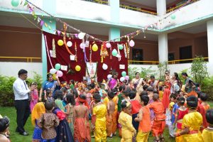DAHI HANDI CELEBRATIONS (32)