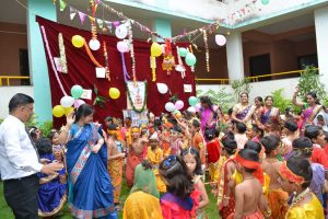 DAHI HANDI CELEBRATIONS (37)