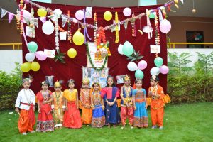 DAHI HANDI CELEBRATIONS (40)