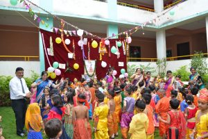 DAHI HANDI CELEBRATIONS (50)