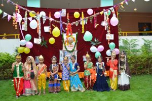 DAHI HANDI CELEBRATIONS (6)