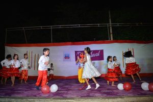 Group Dances (13)