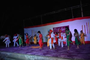 Group Dances (20)