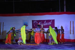 Group Dances (35)