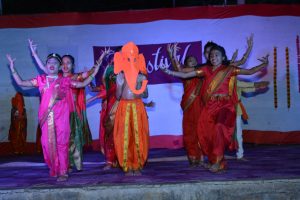 Group Dances (6)