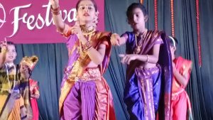 Group Dance (17)