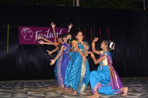 Group Dance (30)