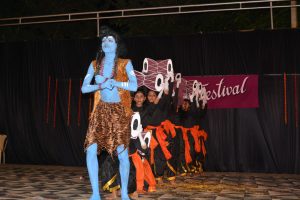 Group Dance (37)