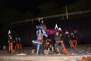 Group Dance (40)