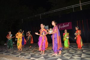 Group Dance (59)