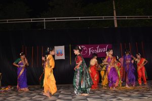 Group Dance (61)