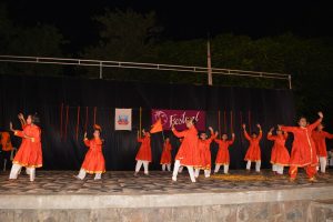 Group Dance (73)