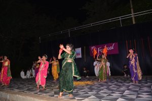 Group Dance (80)