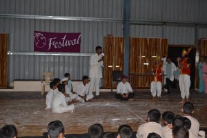 Skit (15)