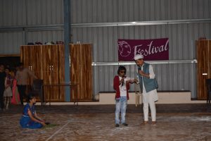 Skit (28)