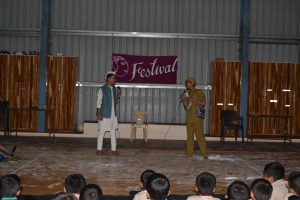 Skit (30)