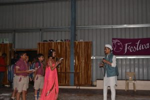 Skit (7)