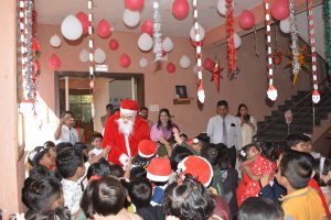 CHRISTMAS (8)